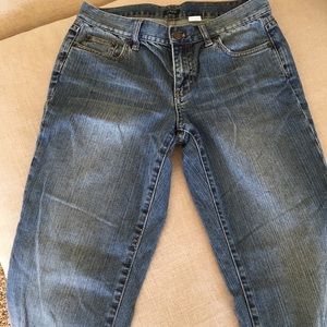 J Crew Jeans Classic denim medium wash. Classic jeans. Women’s jeans
